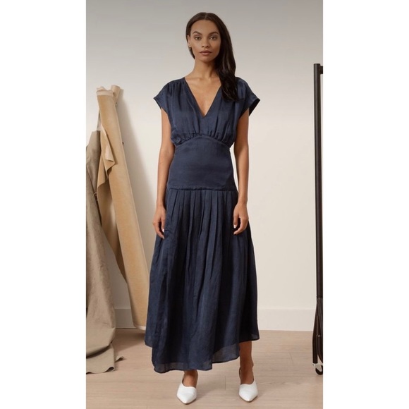 Modern Citizen Chloe Pleated Dress - Picture 2 of 14